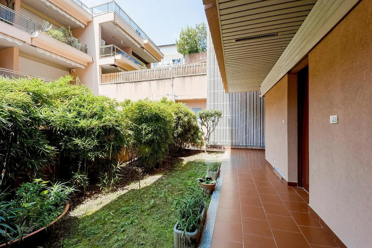 Lemon Tree In The Garden - Studio Apartment Sanremo