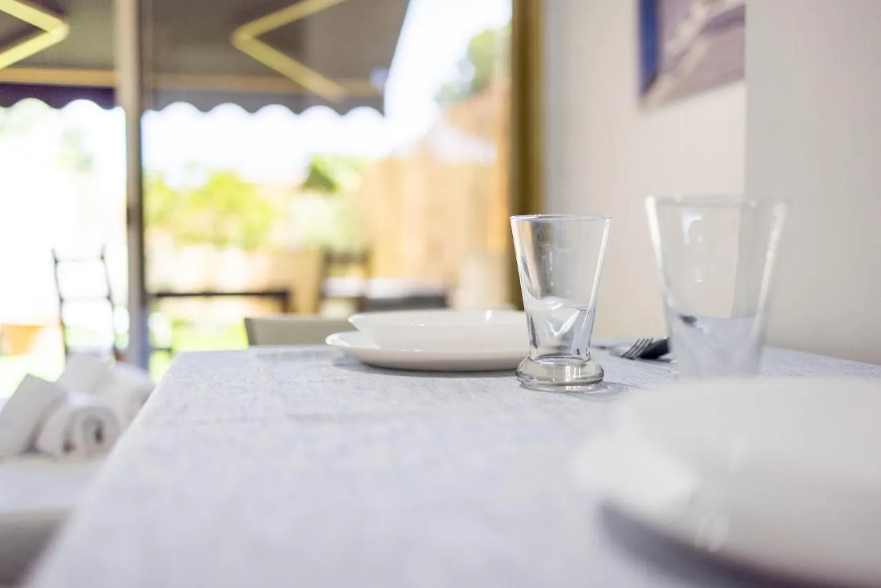 Lemon Tree In The Garden - Studio Apartment Sanremo